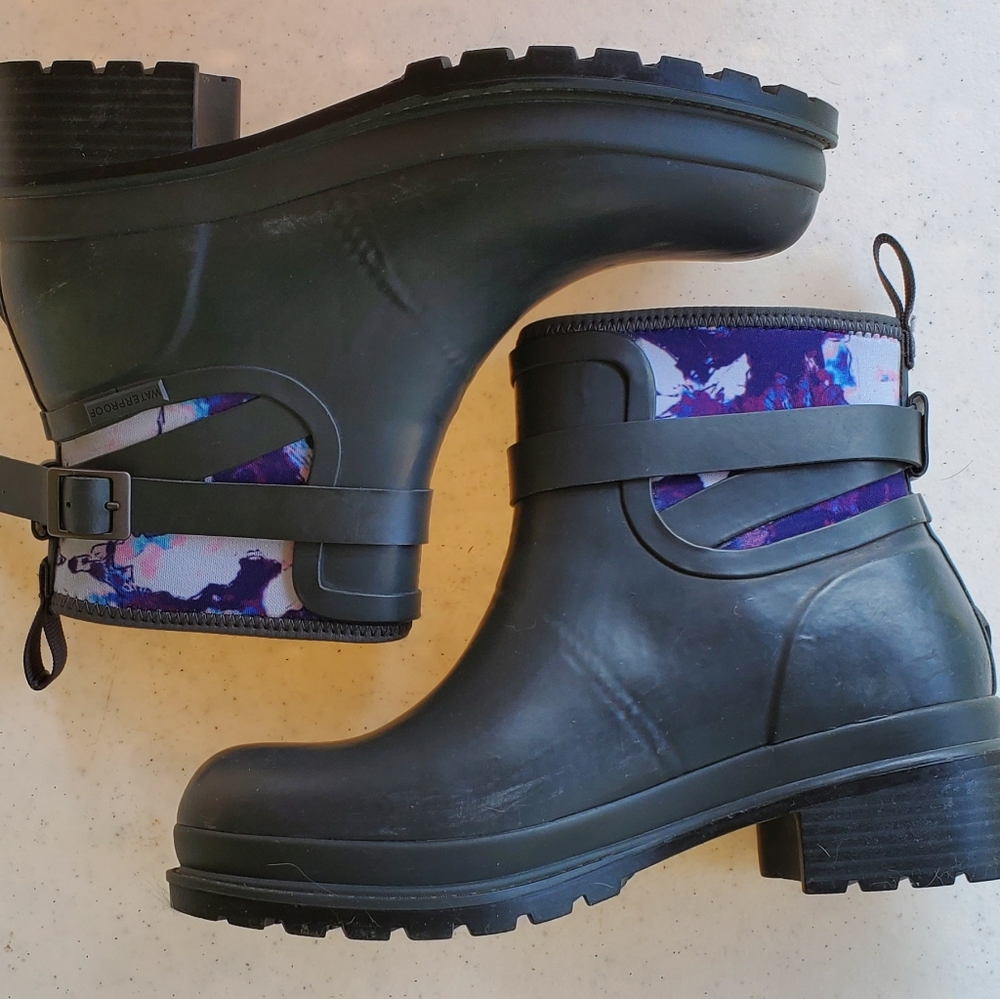 Muck Boots Women's Liberty Ankle Pull On